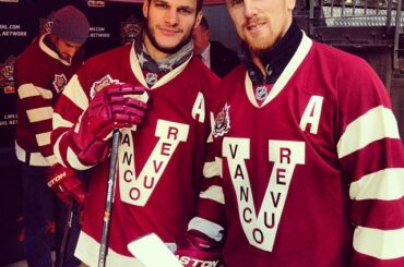 Les @Canucks ont pris la scène. #HeritageClassic ...