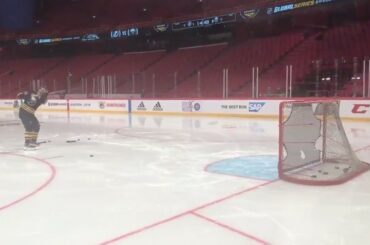 Victor Olofsson (@victorolofson) est une machine. #NHLGlobalSeries (@buffalosabre ...