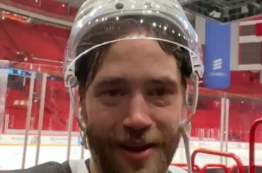 Victor Hedman (@ heds77) a hâte de jouer devant la foule de sa ville natale à Swe ...