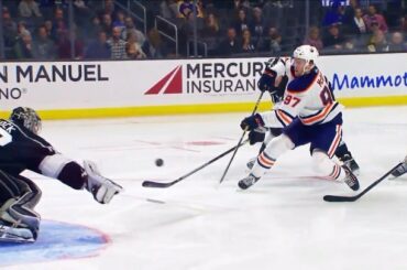 Bonne chance pour arrêter Connor McDavid (@ mcdavid97). #SlowMoMonday ...
