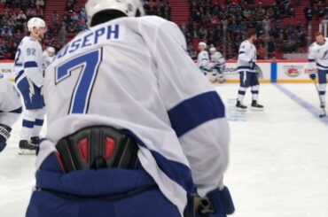 Mathieu Joseph (@ mathyjoz21), joueur de hockey ou de baseball? Suivez @nhleurope pour m ...