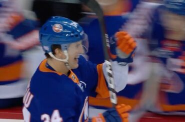 Premier but de la LNH Première LNH Celly. Quel moment! #CellyOn avec @LabattUSA ...