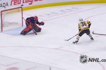 De la boîte au filet à certains @joeblandisi #HockeyHugs ....