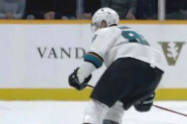 L'épisode 1 de NHL Road to the #WinterClassic est arrivé! Entrez dans les coulisses avec t ...