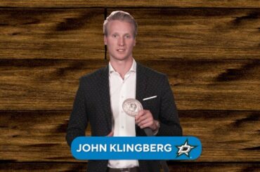 Cher Ben Bishop, vous vous êtes procuré une jolie ceinture grâce à John Klingb ...