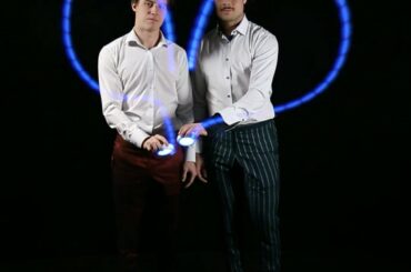 Salut, nous sommes @ marner_93 et ​​@austonmatthews, et vous regardez #NHLAllStar ....