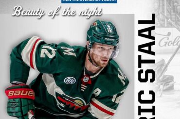 Quel moment pour Eric Staal! Honoré d'avoir atteint 1000 points et marqué un goa ...