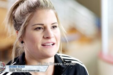 «Ces jeunes filles entrent et aspirent à être le genre de joueur de hockey et de ki ...
