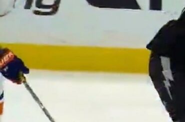 Une chose est sûre, #HockeyDay au Canada était tout simplement fantastique!

Avoir ...