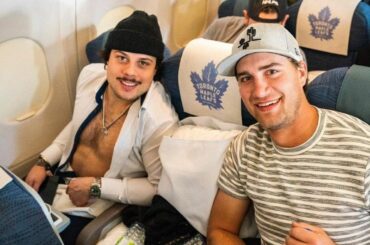 Auston Matthews: nominé #NHLFanChoice 2020 le mieux habillé? (@austonmatthews) ...
