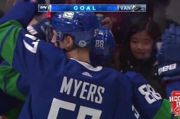 Le jeu de jambes et le tir sont tous à l'honneur ici pour Adam Gaudette (@hockey_gaud). #Hocke ...