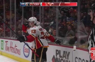 @ johngaudreau03 Sean Monahan et c'est un tour d'horizon sur un autre @scotiabank incroyable # ...