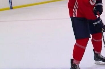 Aaron Ekblad (@ aaronekblad5) reste impertinent.
Vous pouvez voir de nouveaux épisodes de #IceTime ...