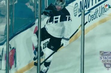 Tyler Toffoli (@ tofff73) ouvre le score 2020 #StadiumSeries!
: @nhlonnbcsport ...