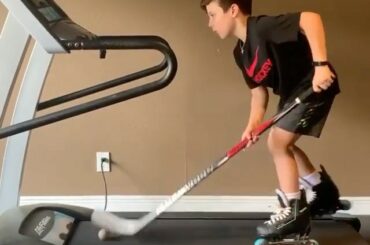 Kaden fait passer #HockeyAtHome au niveau supérieur! (@littlemagicmankaden) ...