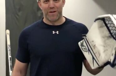 Secrets EBUG avec David Ayres. #HockeyAtHome (TW / 35Ayres) ...