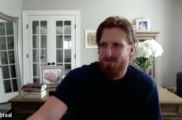 Marc Staal, défenseur de la LNH et fantastique nettoyeur de sol. #HockeyAtHome ...