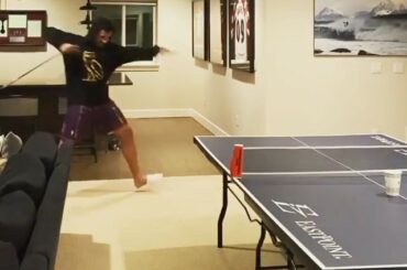 UN TROU EN UN! Le jeu de jetons de Nazem Kadri (@ 43kadri) est solide. #HockeyAtHome (: @ 4 ...