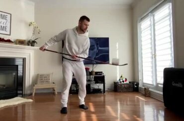 Quelqu'un pense qu'ils peuvent surpasser @ tomastatar90? Essaie. #HockeyAtHome (: @toma ...