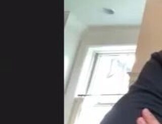 Roman Josi (@ rjosi90) envoie ses vœux à la communauté du hockey et à la ville de N ...