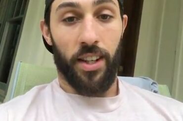 On dirait que Vincent Trocheck a tout à fait le régime #HockeyAtHome ... (@ trocheck_21) ...