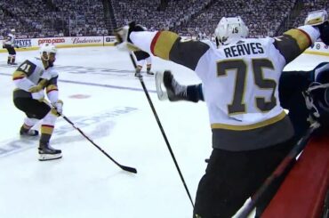 Vous voulez revoir certains des meilleurs produits de la LNH?

Découvrez NHL Rewind sur ...