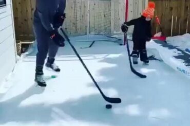 #HockeyAtHome est un bon moment au foyer Gagner. (: Sam Gagner, IG / sgagner ...