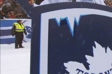 On est tous dedans.

Participez à cette cause incroyable et vous pourriez gagner un #Win 2021 NHL ...