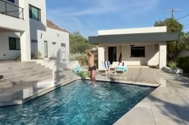 AUSTON MATTHEWS! DEPUIS Nulle part! #HockeyAtHome (: @austonmatthews) ...