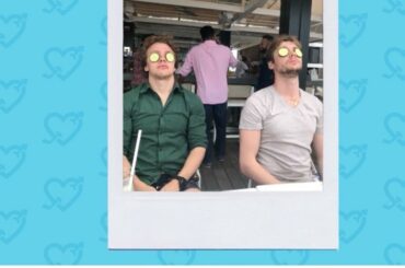 @artemiypanarin et @sergeibobrovsky, juste quelques frères. #NHLFanChoice
VOT ...