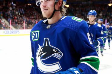 Le bleu a l'air bien dans le ciel ET Brock Boeser (@bboeser). #ManRocketMonday ...