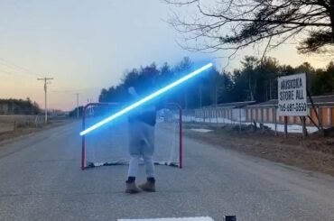 Maître Jedi, vous êtes, @alwayshockey. #HockeyAtHome ...