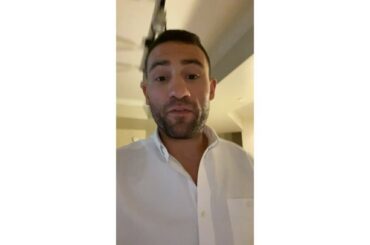 Paul Bissonnette (@biznasty) est là pour vous rappeler que VOTER EST MAINTENANT OUVERT ...