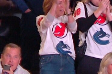 En l'honneur de la fête des mères, nous avons demandé à des invités très spéciaux de se joindre à cette ...