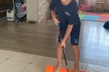 Et ils ont dit que les rouleaux en mousse ne sont que pour l'étirement ou la rééducation ... (: @gordey_kud) ...