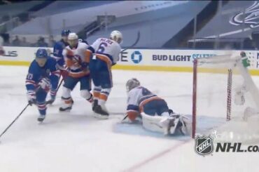 Vous ne pouvez pas passer!  - Semyon Varlamov via Gandalf #StanleyCup Exhibition Games ...