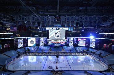Une excellente première nuit.  Encore envie de plus de hockey?  Cette exposition #StanleyCup ...