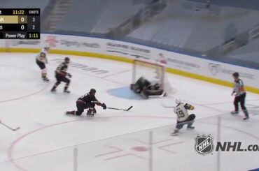 MAMA MIA!  Cette sauce, William Karlsson (@larswilliamkarlsson).  #StanleyCup Exhi ...