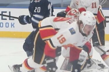 @matthew_tkachuk est prêt à faire tout ce qu'il faut. #Coupe Stanley...