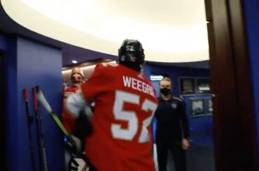 MacKenzie Weegar est HYPED pour aujourd'hui! #StanleyCup Qualifiers

: @Nhlonnbcsports
...
