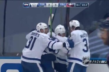 Le troisième but de @mapleleafs en 3:34 ...

@zachhyman à 19:37 ...

OT est maintenant! #Stanl ...