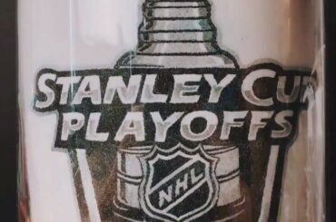 C'est l'heure!

Les playoffs #StanleyCup commencent aujourd'hui à 3 HE sur @NHLonNBCSports, @Sp ...