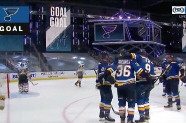 Si vous aimez les buts, vous allez adorer cette deuxième période entre les @vegasgoldenknigh ...