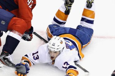 They call him Superman, he's here to rescue you. #StanleyCup

: @nhlonnbcsports ...