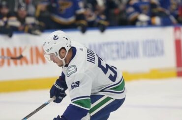 @bohorvat l'a encore fait! Il est un film phare. #Coupe Stanley

: @nhlonnbcs ...
