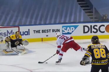 Brock McLegKick. #StanleyCup

: @nhlonnbcsports
: @sportsnet...
