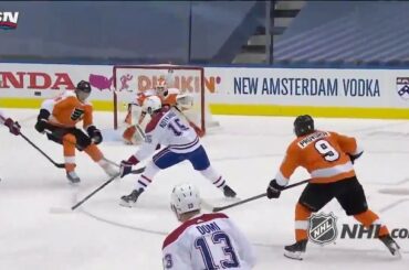 Eh bien, comment allez-vous, M. @jesperikotkaniemi #StanleyCup

: @nhlonnbcsports
: @spo ...