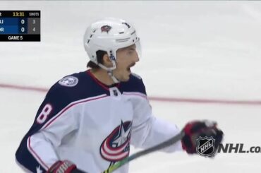 Les @bluejacketsnhl frappent en premier. #StanleyCup Qualifiers

: @nhlonnbcsports
: @ ...
