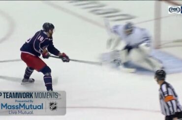Pierre-Luc Dubois (@ duber18) et le @bluejacketsnhl s'apprêtent à prendre la glace i ...