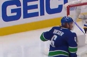- Nazem Kadri (@43kadri) and the @coloradoavalanche stay . 
- Ryan O'Reilly and ...
